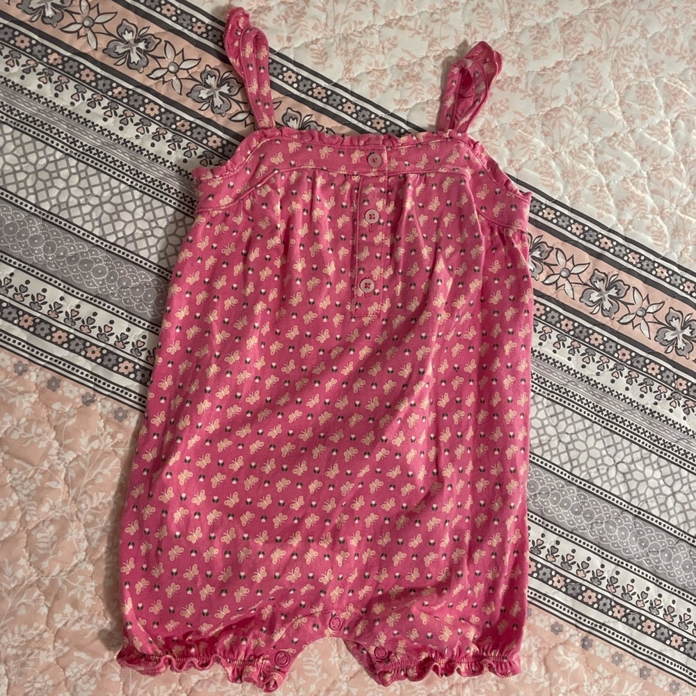 5 for $20-Carter’s 18 mo romper-Pink w/butterflies & flowers-EUC-No holes/stains